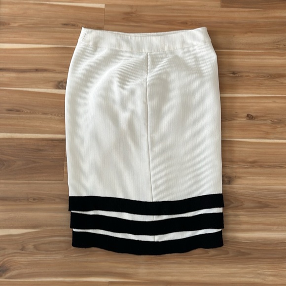 Vintage emporio Armani skirt white and black - Picture 2 of 4